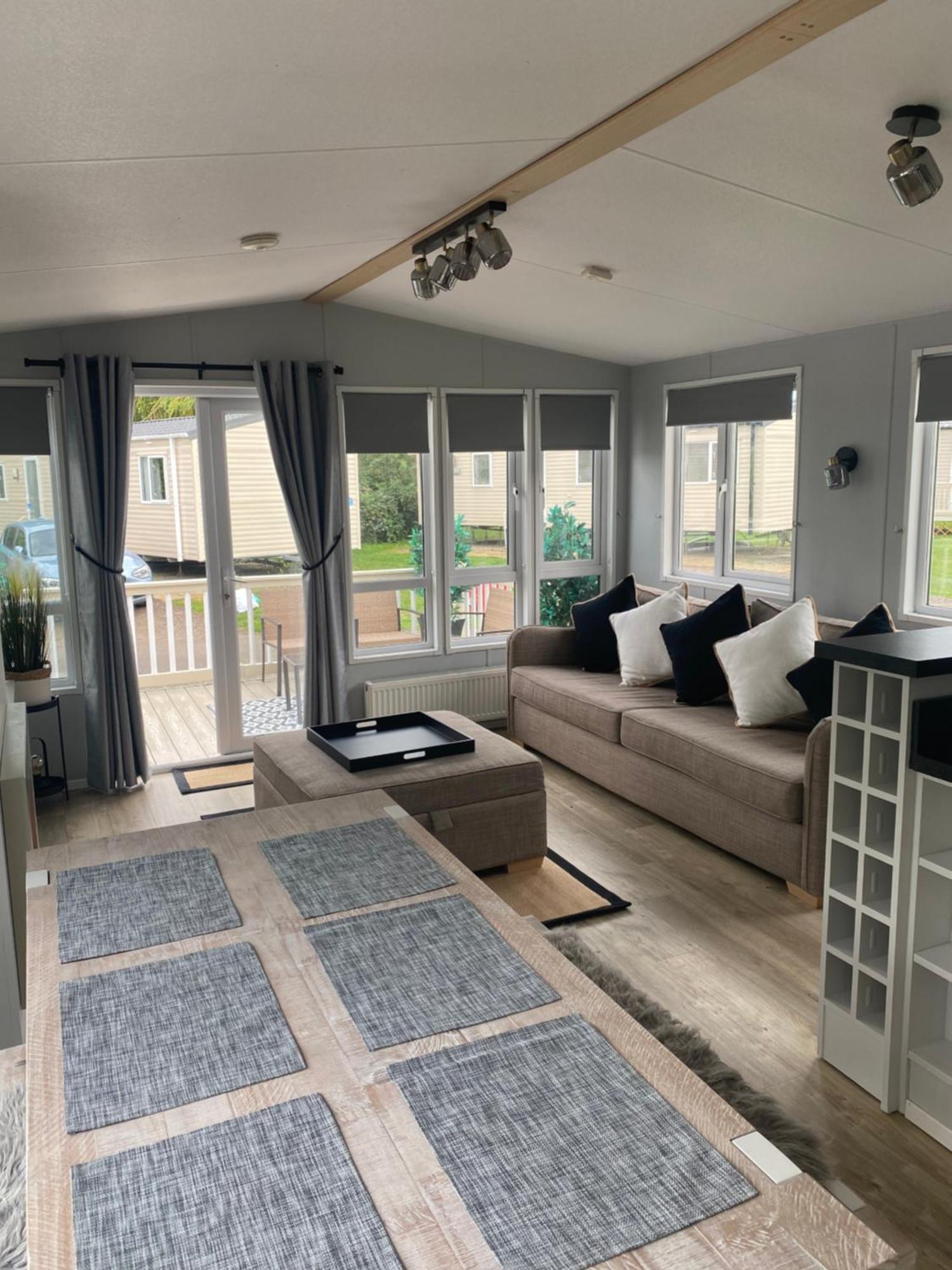 Kingfisher Quay Lodge كْلانكتون أون سي المظهر الخارجي الصورة
